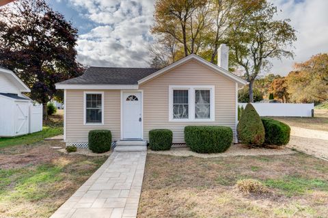 A home in Old Lyme