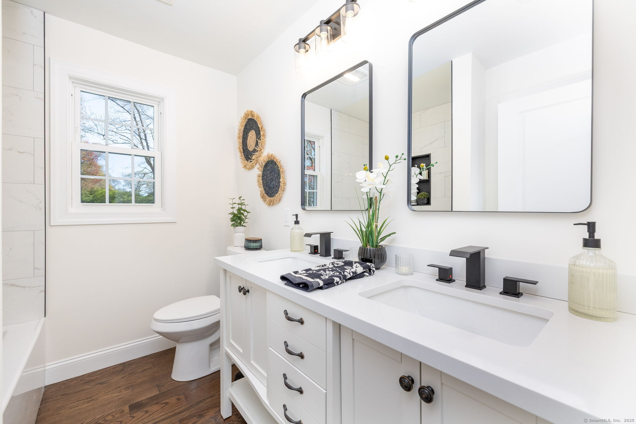 8 Tyrell Drive, Wolcott, Connecticut image 11