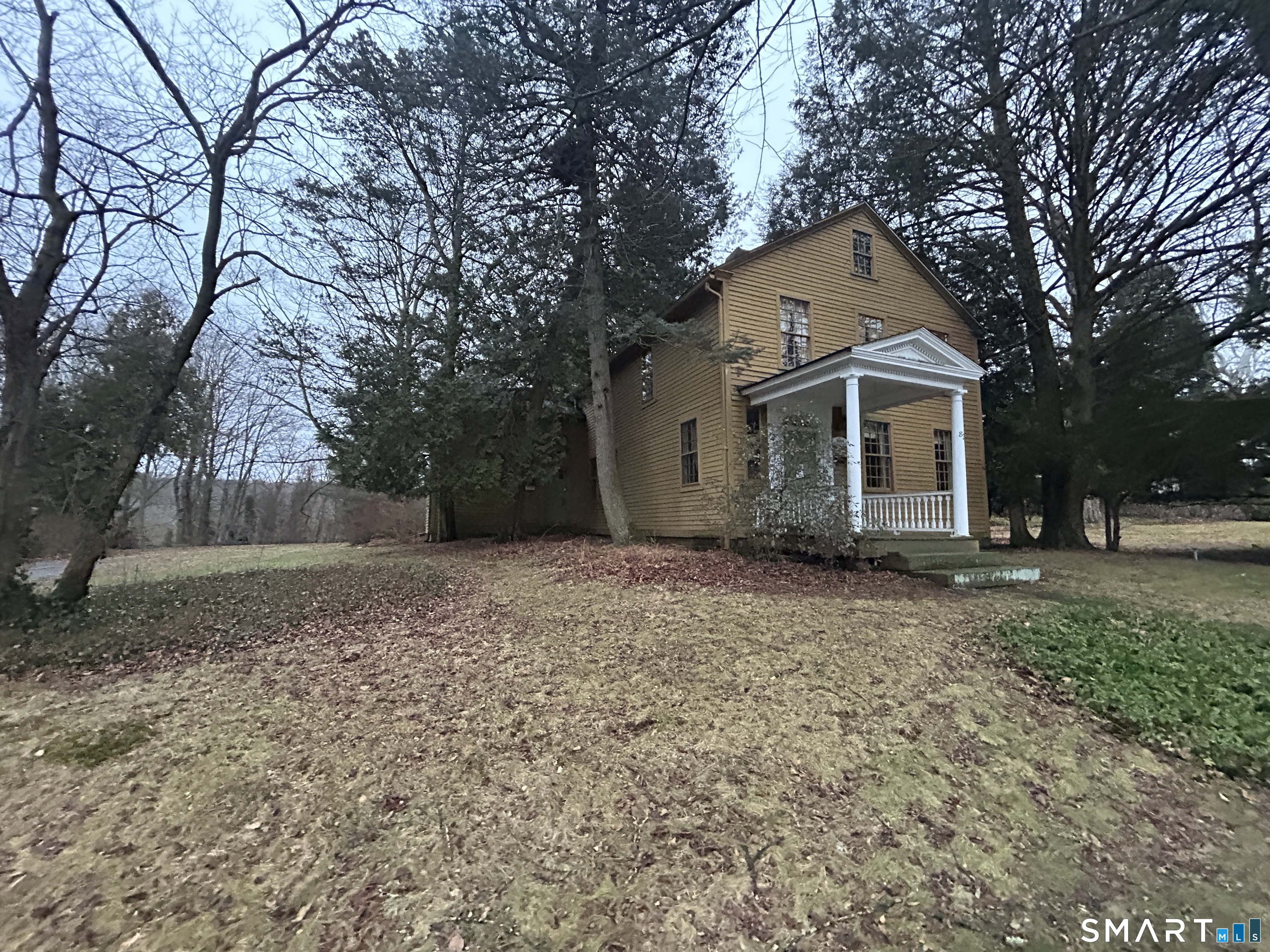 825 Worthington Ridge