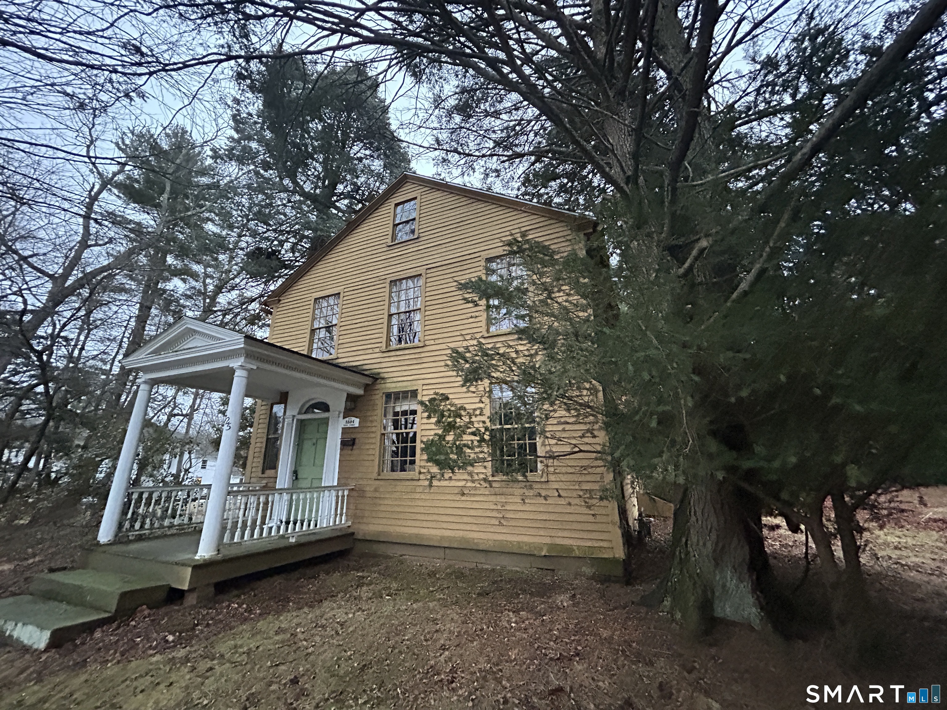 825 Worthington Ridge