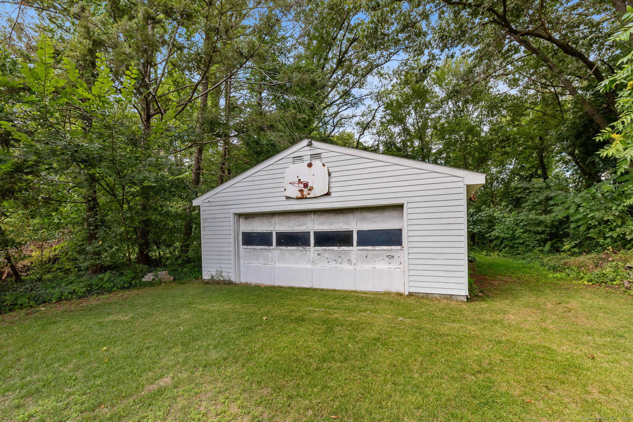 Windsor Locks, Connecticut 06096, United States, 3 Bedrooms Bedrooms, ,2 BathroomsBathrooms,Residential,Pending,199977