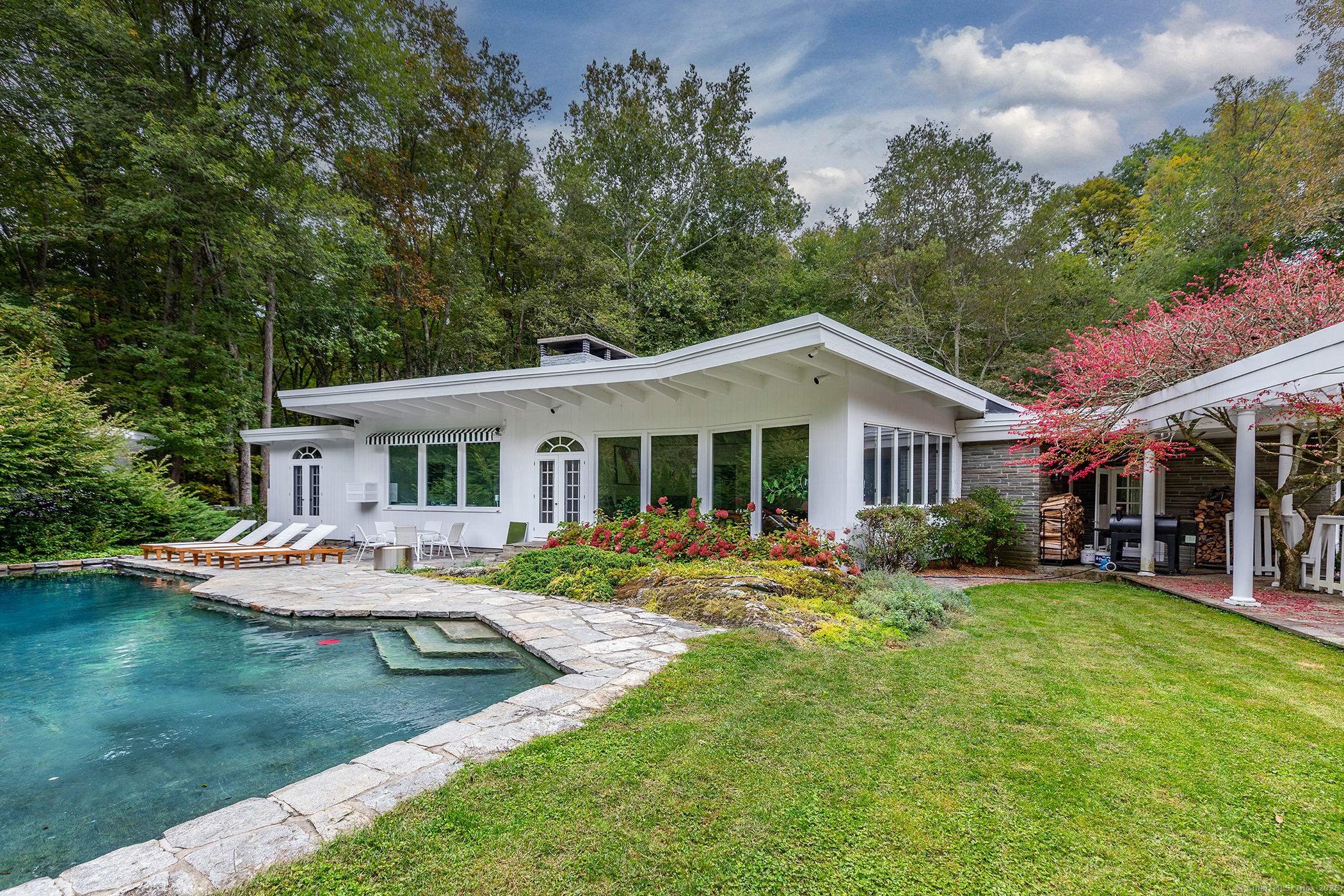 Rental Property at Wellers Bridge Road, Roxbury, Connecticut - Bedrooms: 3 
Bathrooms: 4 
Rooms: 7  - $7,000 MO.