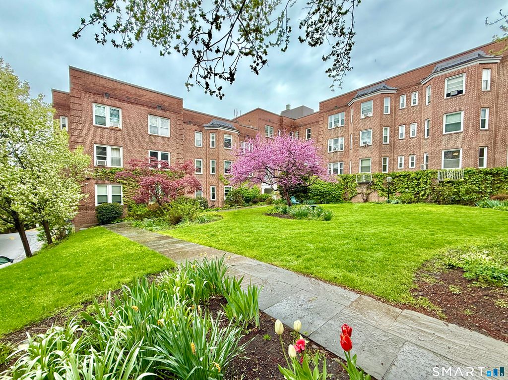 Photo of 70 Strawberry Hill Avenue #3-2D, Stamford, CT 06901 (MLS # 24170104)