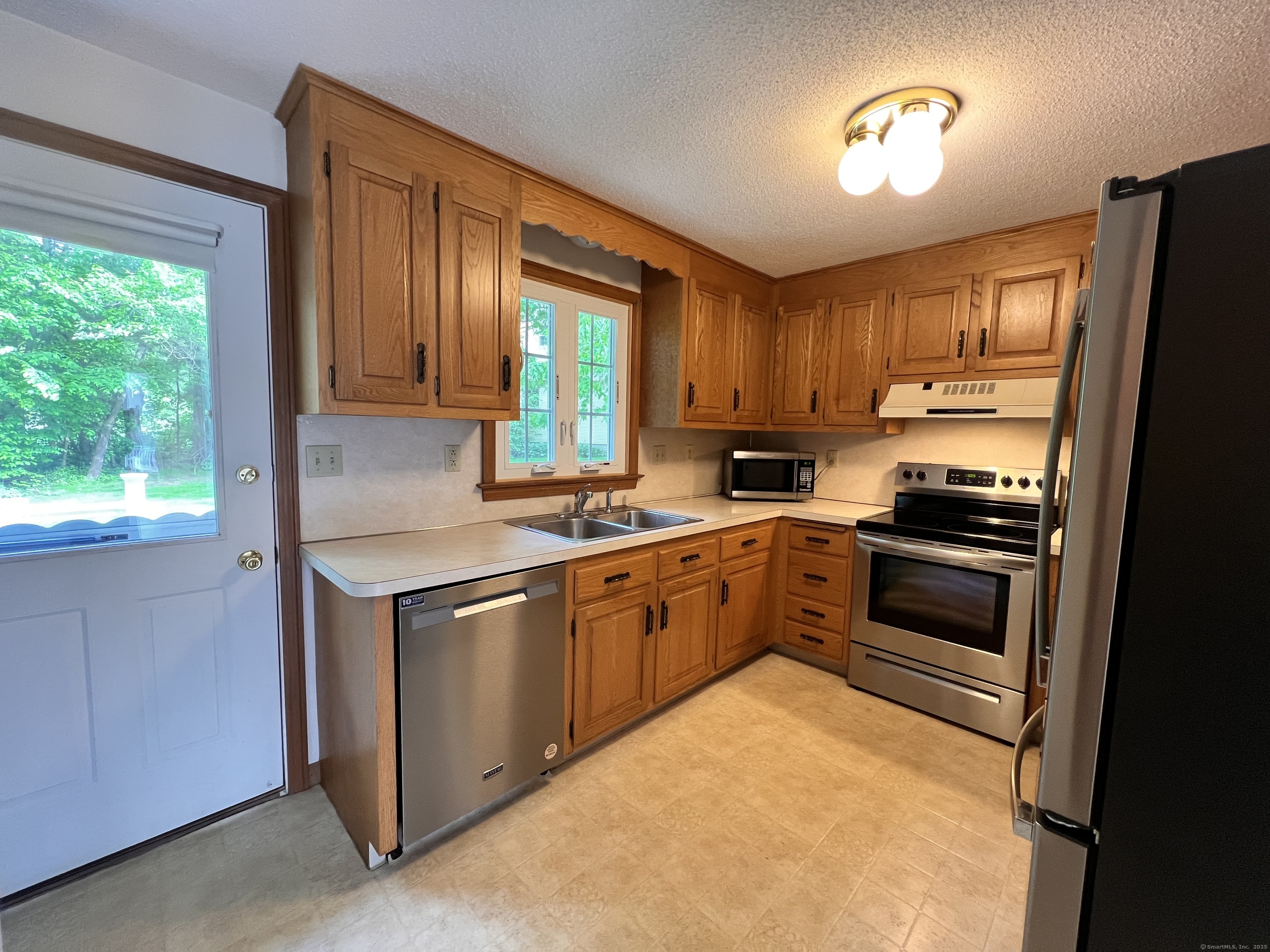 6 Countryside Lane #1, Middletown, Connecticut image 5