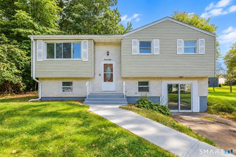 Photo of 28 Diana Drive, Bloomfield, CT 06002 (MLS # 24208931)