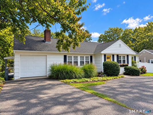 77 JONES HILL RD, WEST HAVEN, CT 06516 - Image 7fefcfb1ca64a39d73a8fe2a41e590cd/2419331340