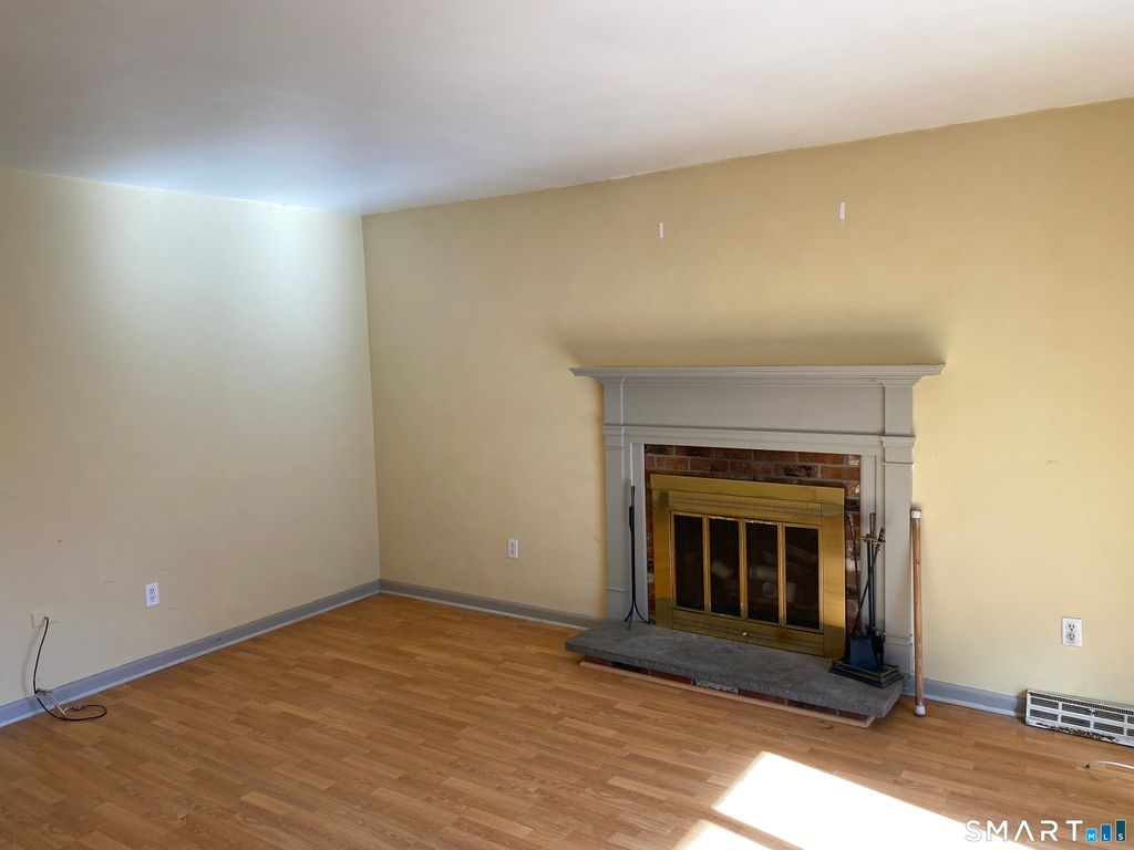 Photo of 57 Carriage Path S, Milford, CT 06460 (MLS # 24167445)