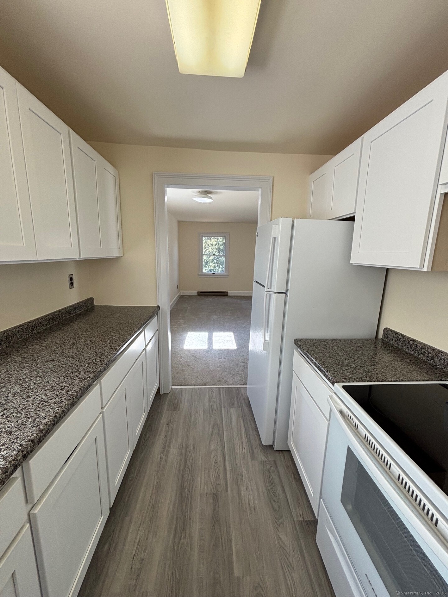 Greenwich, Connecticut 06830, United States, 2 Bedrooms Bedrooms, ,1 BathroomBathrooms,Residential,Active,79518