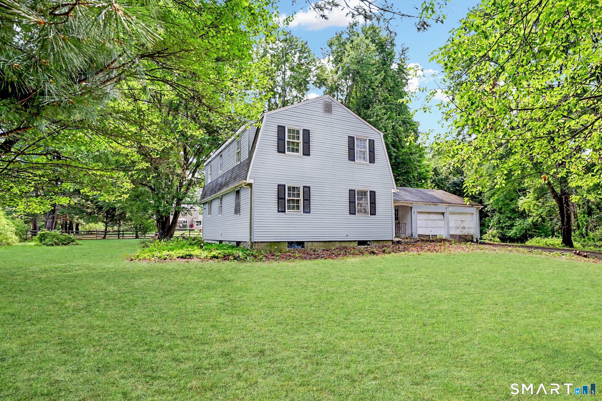 2 Green Valley Drive