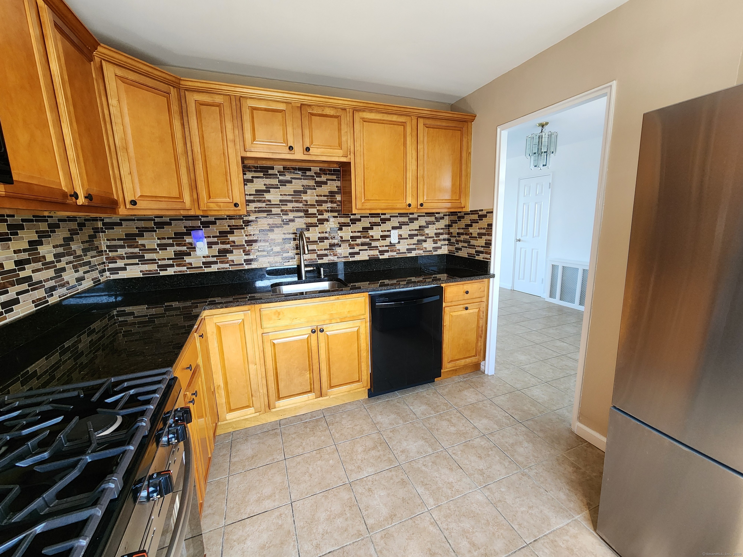 71 Strawberry Hill Avenue APT 1116