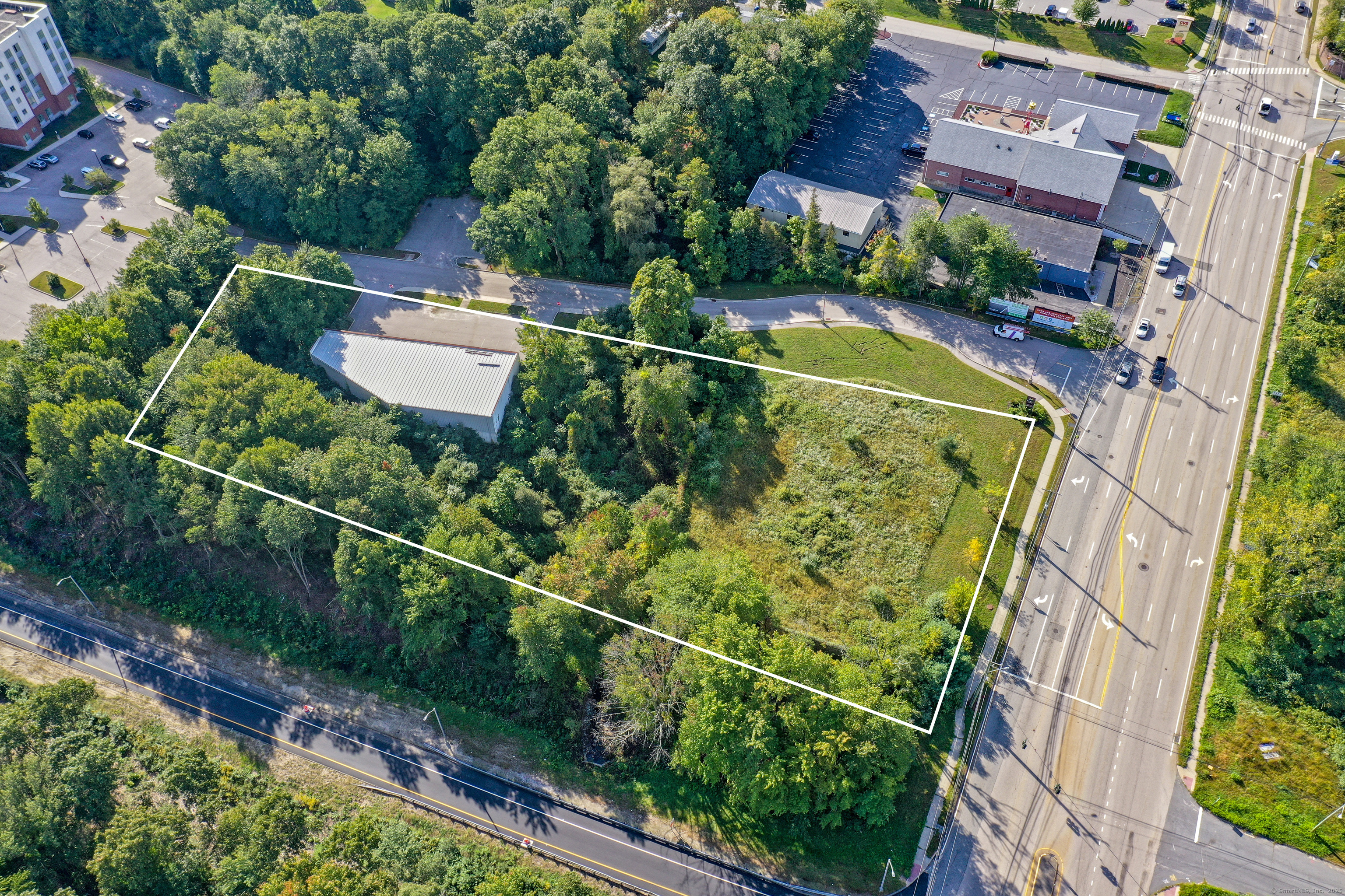 2057 Norwich New London Turnpike