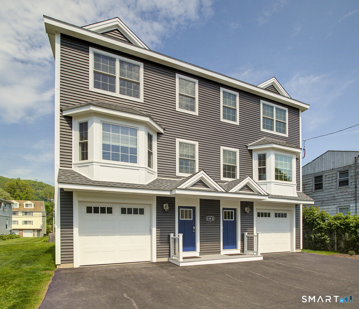 44 Mettler Street A