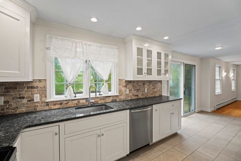 Tiny photo for 4 Judge Road, Roxbury, CT 06783 (MLS # 24128289)