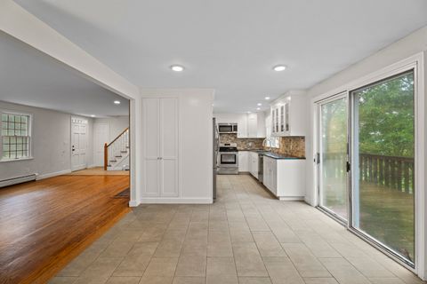 Tiny photo for 4 Judge Road, Roxbury, CT 06783 (MLS # 24128289)