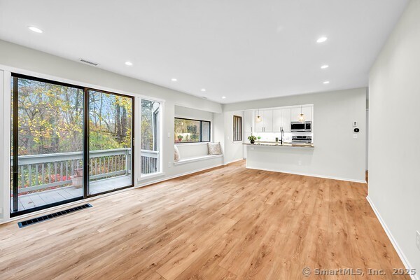 98 Heritage Village D