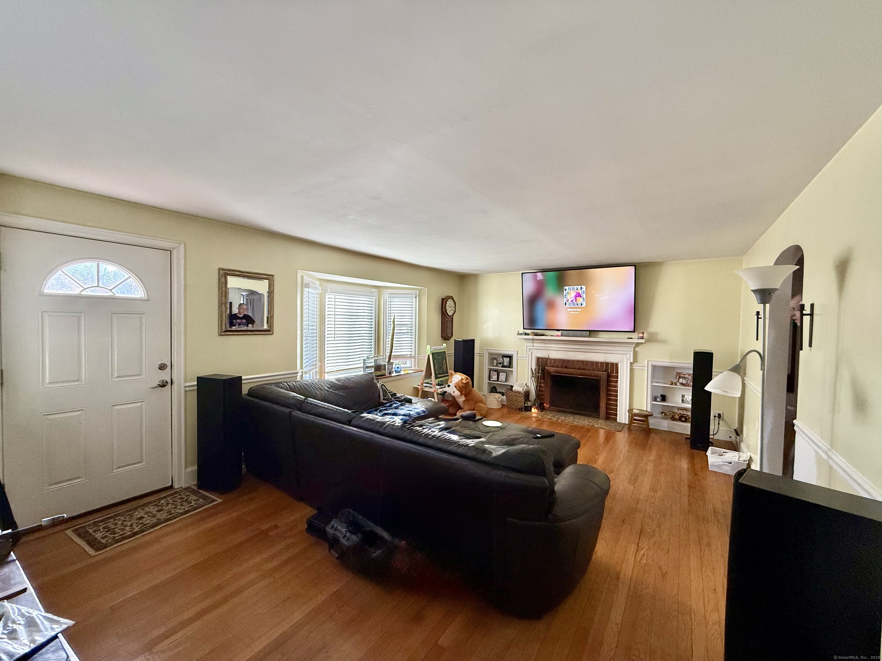 1030 Old Town Road, Trumbull, Connecticut image 3