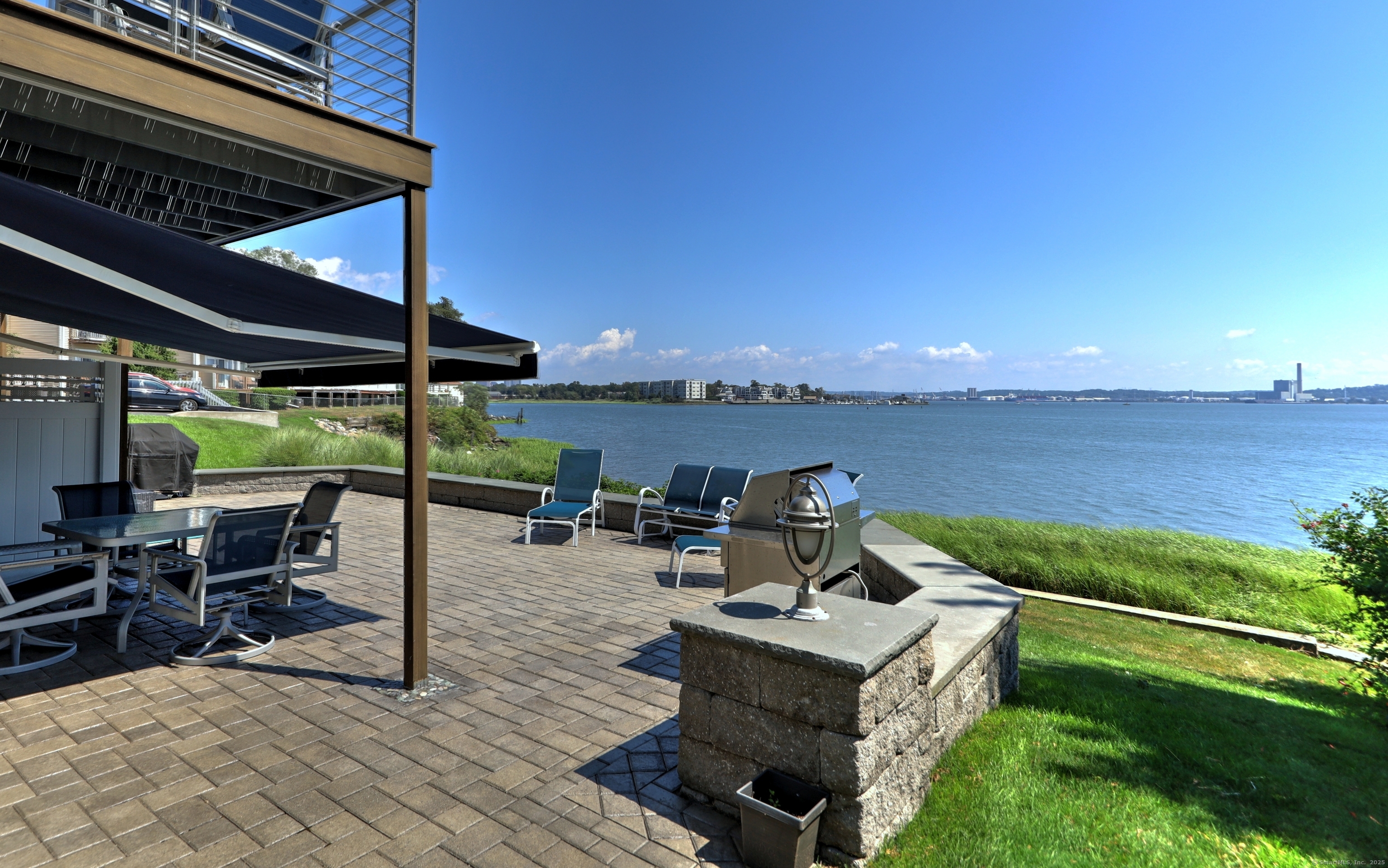 9 Bayview Place