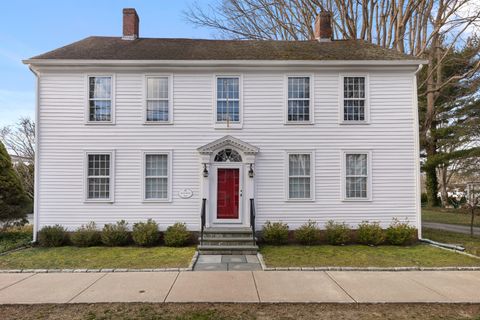 28 Main Street Essex CT 06426