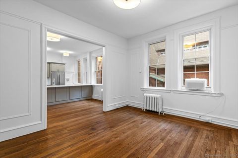 Tiny photo for 284 Orange Street #204, New Haven, CT 06510 (MLS # 24166276)