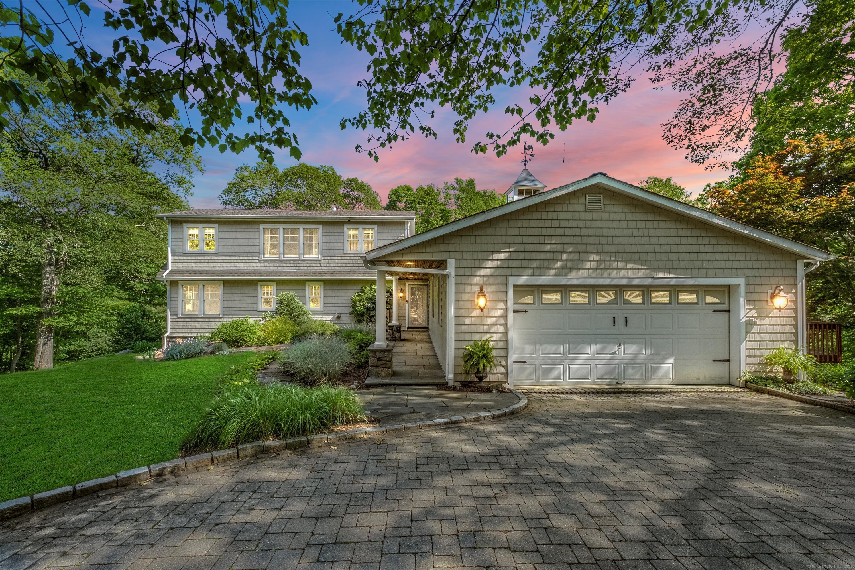 Property for Sale at Thunder Hill Lane, Ridgefield, Connecticut - Bedrooms: 4 
Bathrooms: 4 
Rooms: 7  - $1,169,440