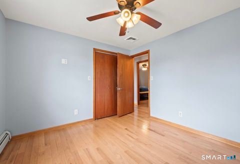 Tiny photo for 35 Mountain Edge Court, Cheshire, CT 06410 (MLS # 24166502)