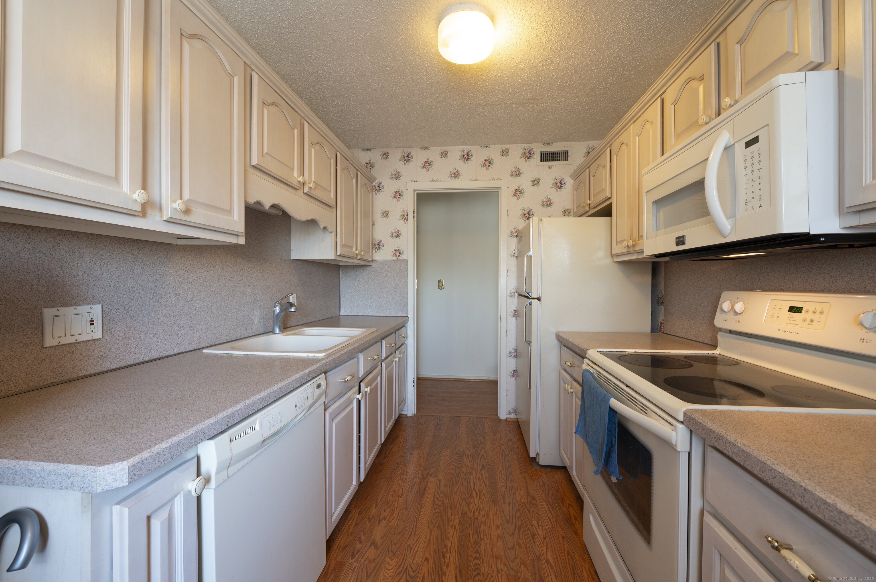 86 Heritage Village D