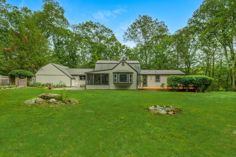 Photo of 32 Calvin Road, Weston, CT 06883 (MLS # 24133411)