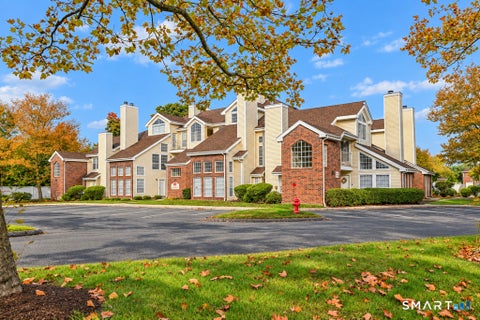 Condo For Sale - 296 Carriage Crossing Lane #296<br/> Middletown, CT 06457