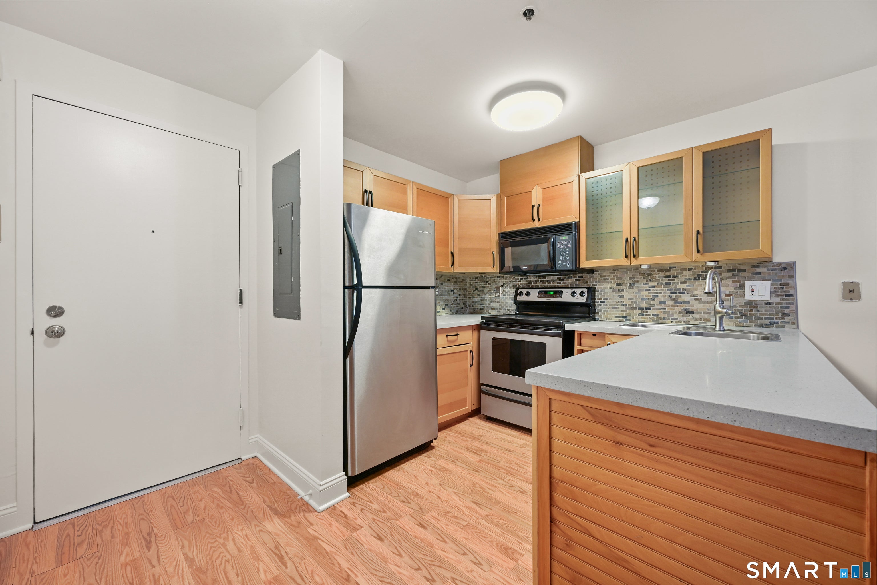 104 North Street 401