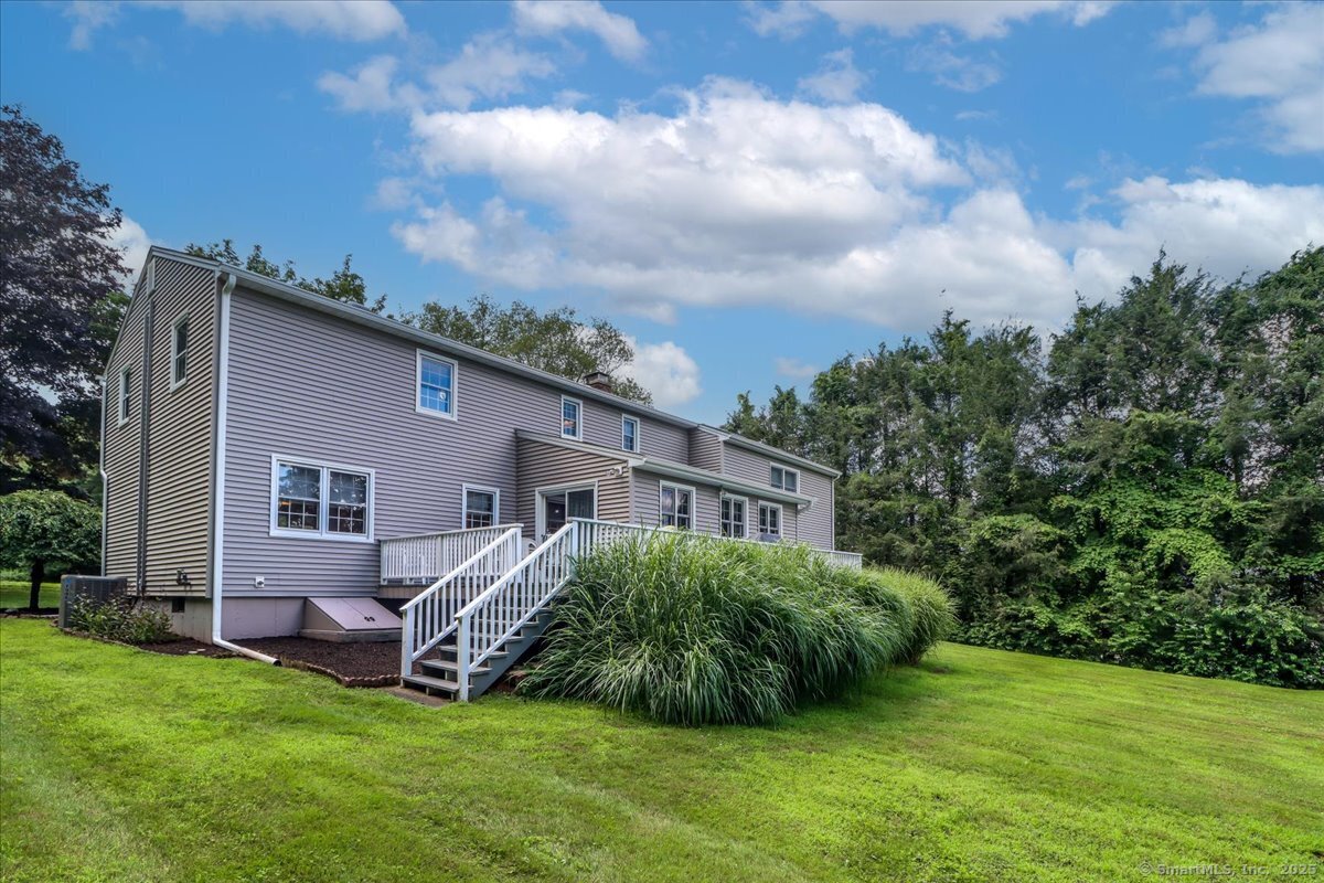 43 River Drive