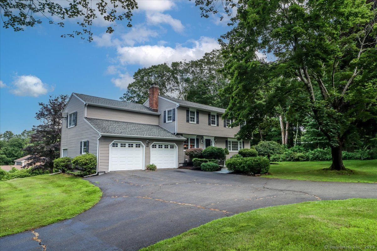 43 River Drive