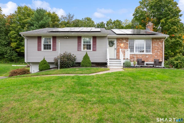 273 WINTHROP DR, CHESHIRE, CT 06410 - Image 8084e1df1710fdcbfd134dbc1d9d09e7/4161923303