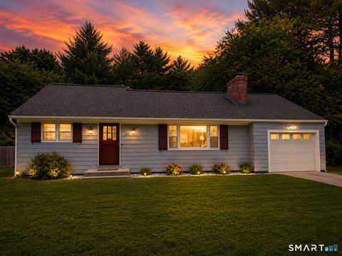Photo of 847 Manchester Road, Glastonbury, CT 06033 (MLS # 24180287)