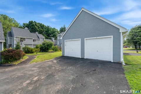 Tiny photo for 6 Wild Rose Court #6, Bloomfield, CT 06002 (MLS # 24203067)