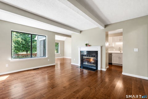 Tiny photo for 6 Wild Rose Court #6, Bloomfield, CT 06002 (MLS # 24203067)