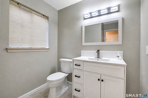 Tiny photo for 6 Wild Rose Court #6, Bloomfield, CT 06002 (MLS # 24203067)