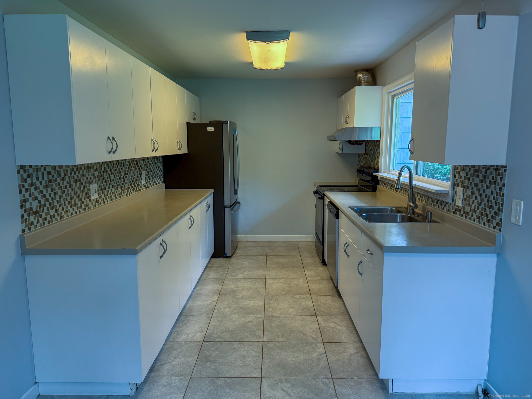 182 Knoll Drive