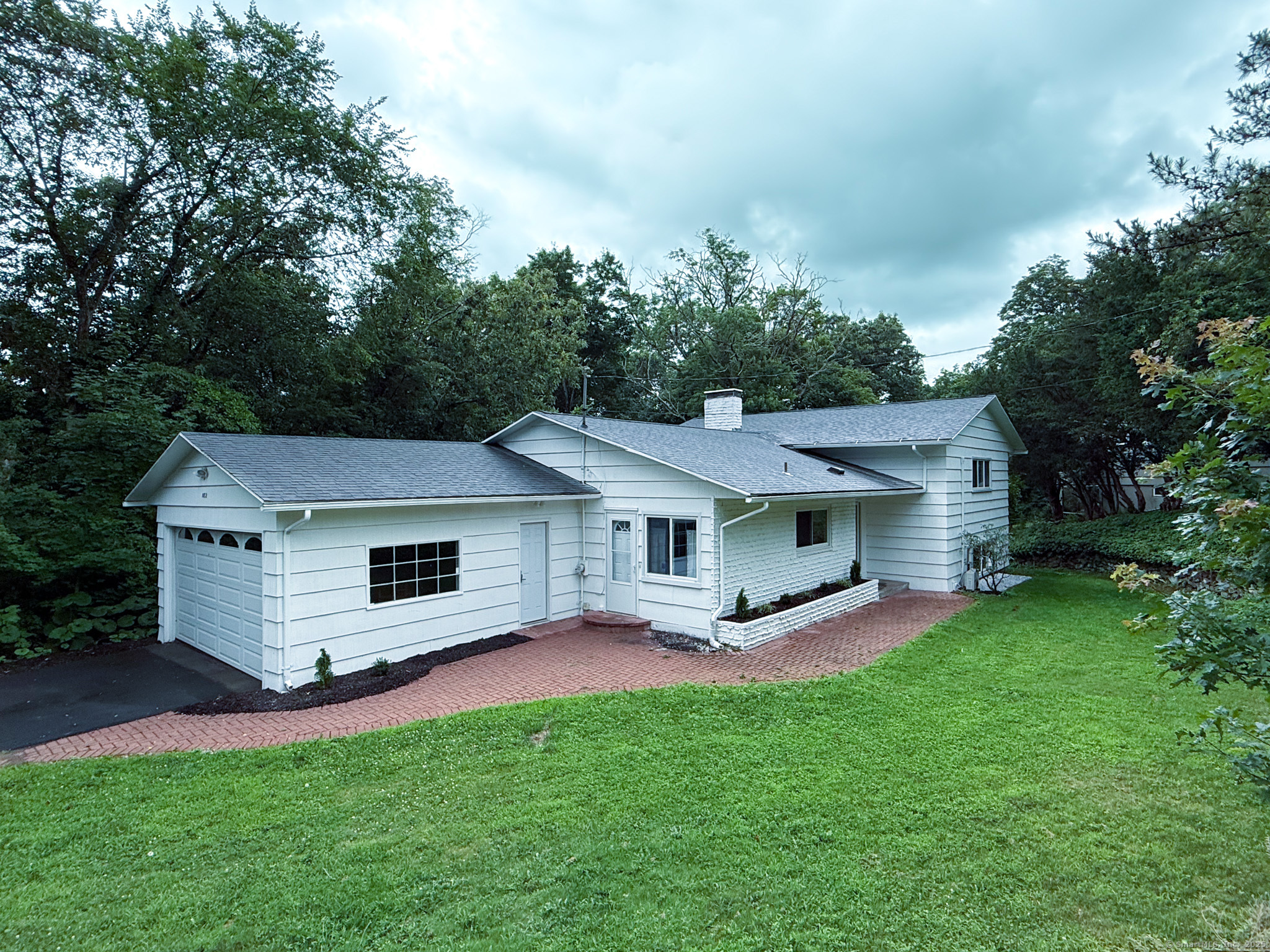 182 Knoll Drive