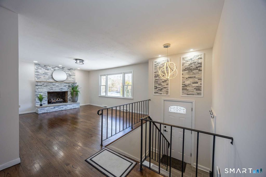 Photo of 5 Briarwood Lane, Branford, CT 06405 (MLS # 24147870)