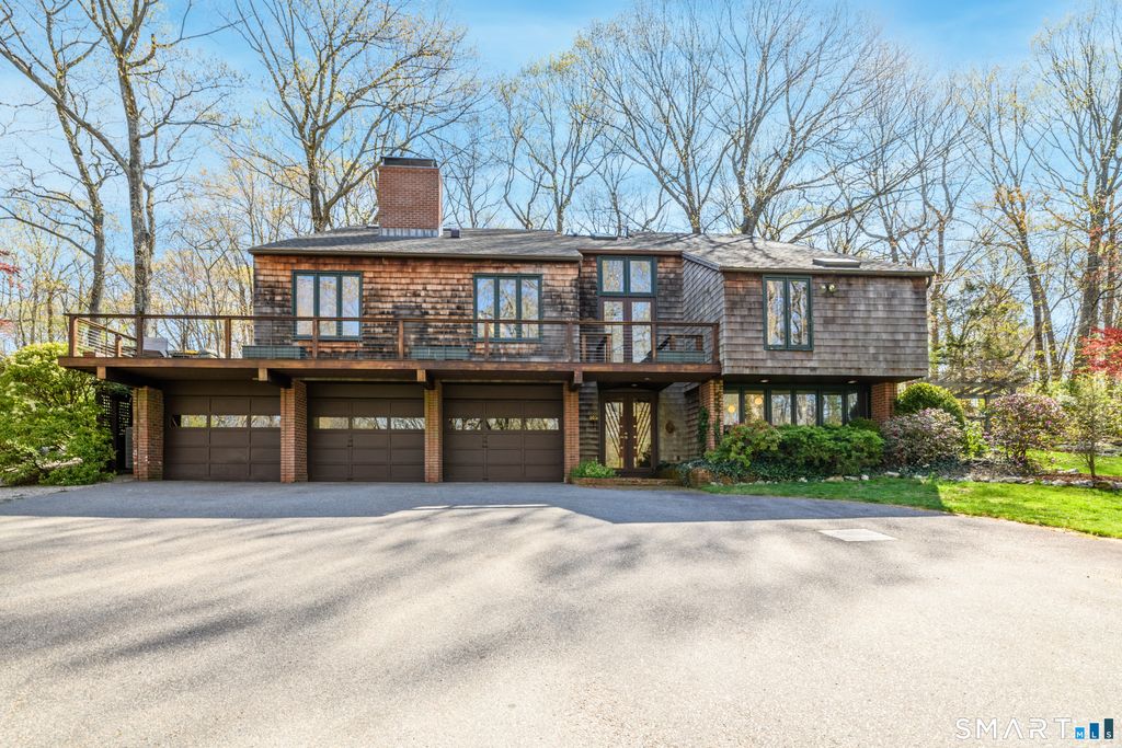 Photo of 105 Foote Road, Glastonbury, CT 06073 (MLS # 24169902)