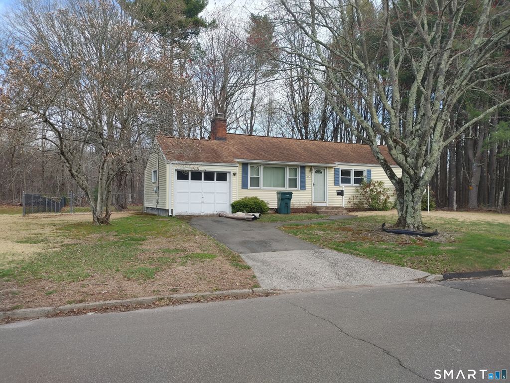 Photo of 143 S New Road, Hamden, CT 06518 (MLS # 24167221)