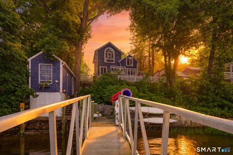 Photo of 11 Stanton Street, Waterford, CT 06385 (MLS # 24165689)