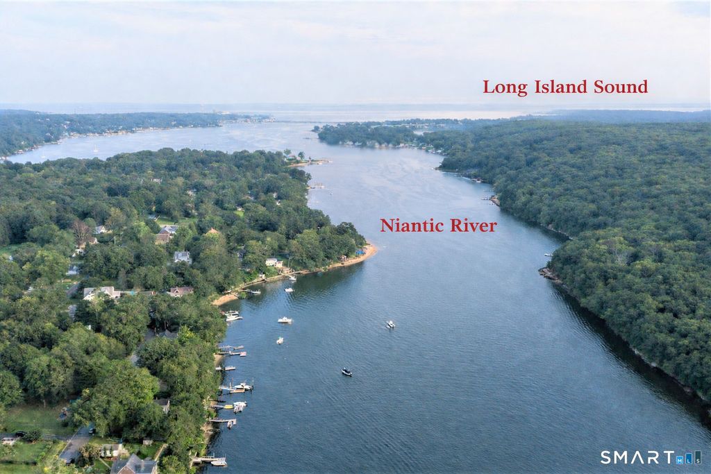 Photo of 11 Stanton Street, Waterford, CT 06385 (MLS # 24165689)