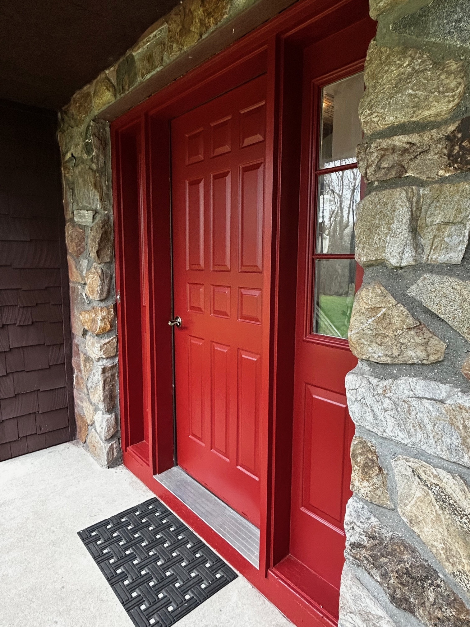 35 Karen Drive, Thomaston, Connecticut image 3