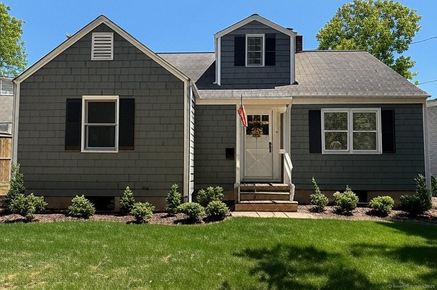 Rental Property at Ridgeley Street, Darien, Connecticut - Bedrooms: 4 
Bathrooms: 2 
Rooms: 9  - $7,500 MO.
