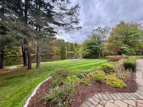 Tiny photo for 25 Lakeview Drive, West Hartford, CT 06117 (MLS # 24133888)