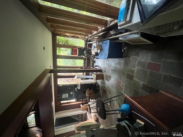 Photo 20 of 40 of 92 Chestnut Hill Road house