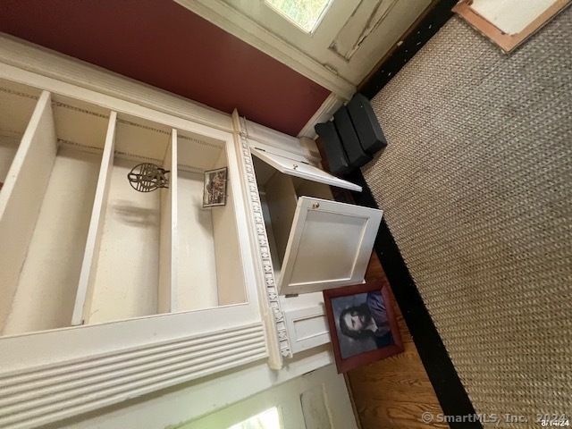 Photo 10 of 40 of 92 Chestnut Hill Road house