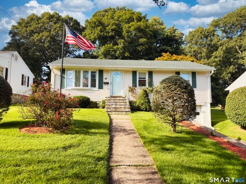 Homes For Sale - 45 Kasper Circle<br/> Fairfield County, Stratford, CT 06614