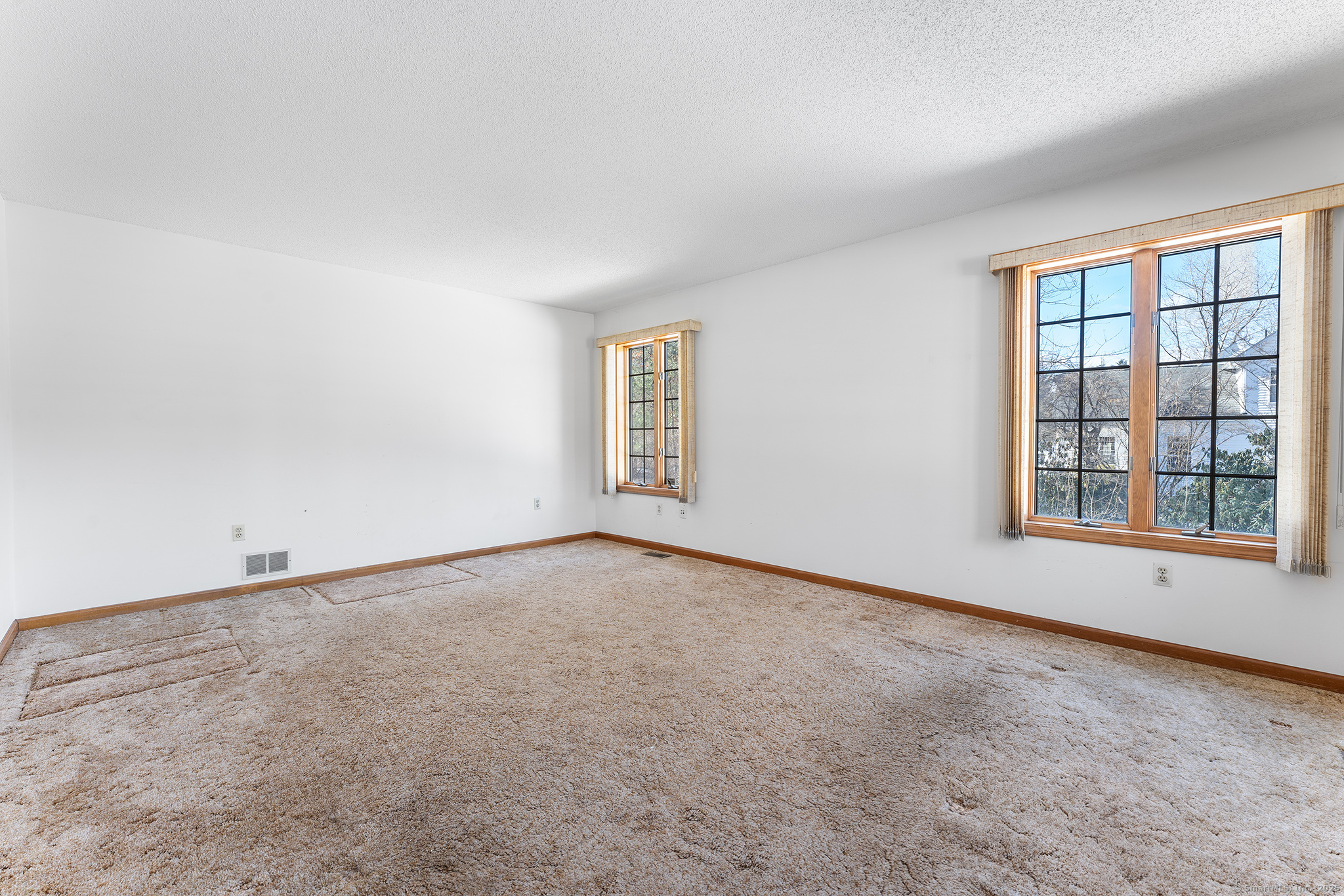 11 Royal Manor, Somers, Connecticut image 15